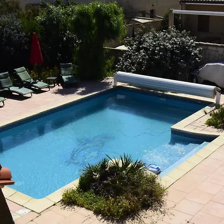 Les 2 Dauphins Privatunterkunft *